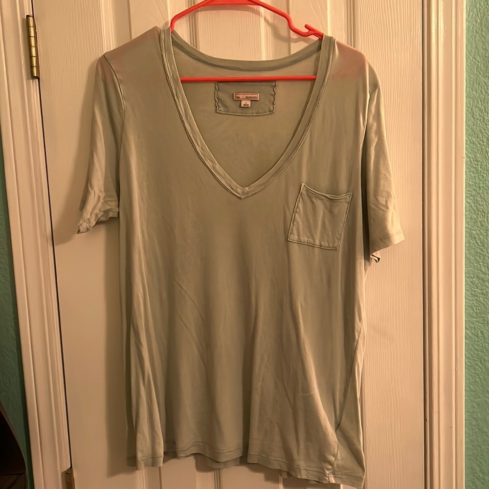 GAP sea foam green t shirt